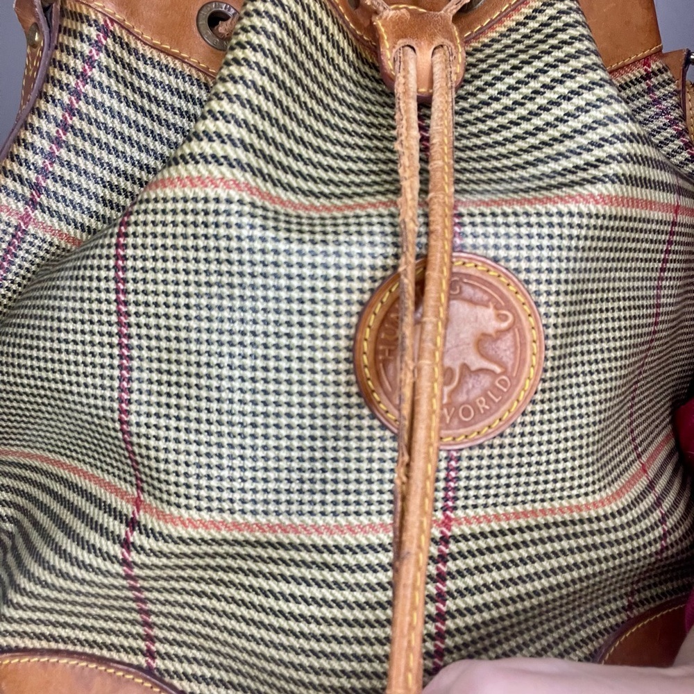 Hunting World Plaid Bucket Bag - Picture 3 of 13
